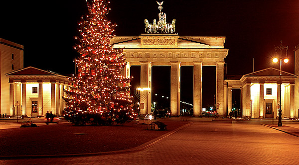 Kinderveranstaltungen Weihnachten 2022 Berlin Christmas in Germany or more about Lebkuchen, Glühwein and the famous